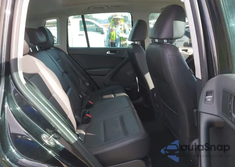 2014 Volkswagen Tiguan Sel z USA, uszkodzony, nr VIN WVGAV3AX4EW578234